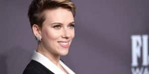 scarlett johansson papel trans